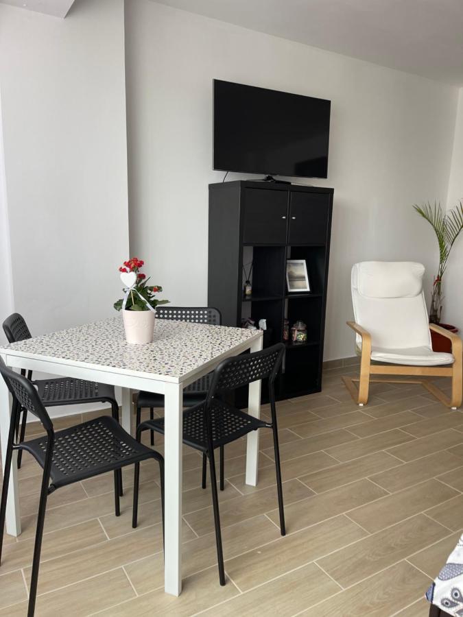 Apartamento Zeini - Garsoniera Constanţa Exterior foto